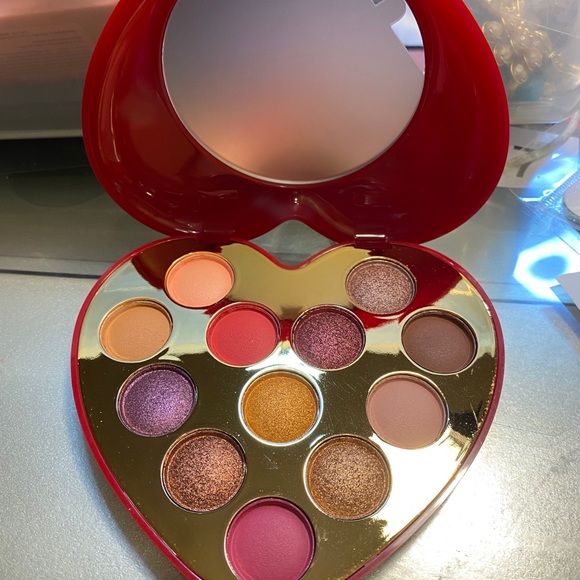 Maqueup - Picture 2 of 16